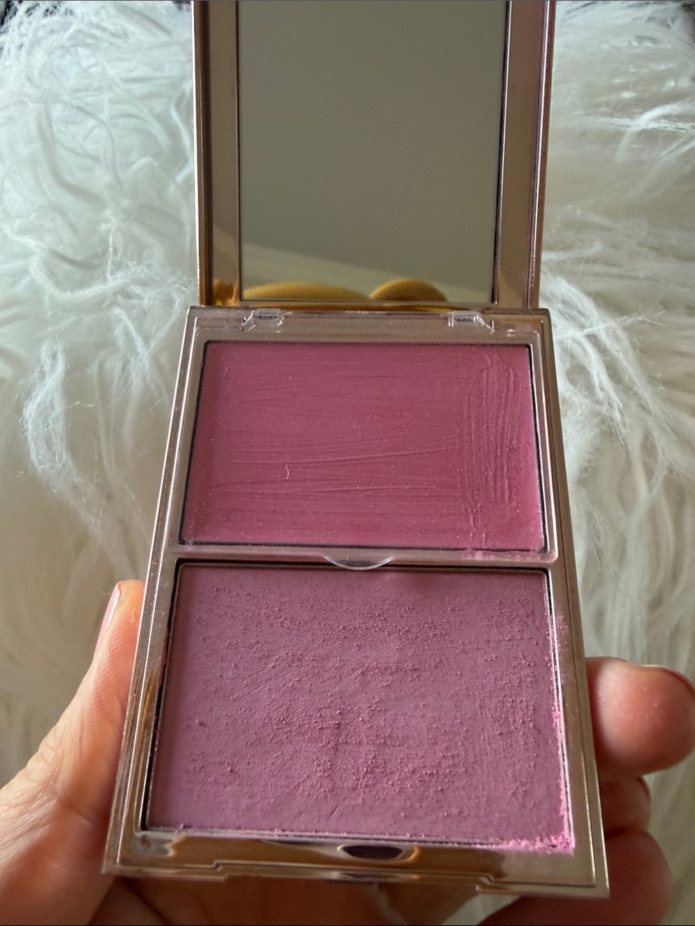 Patrick Ta Rose Gold Mirrored Face Compact in color” just enough” - Picture 2 of 4